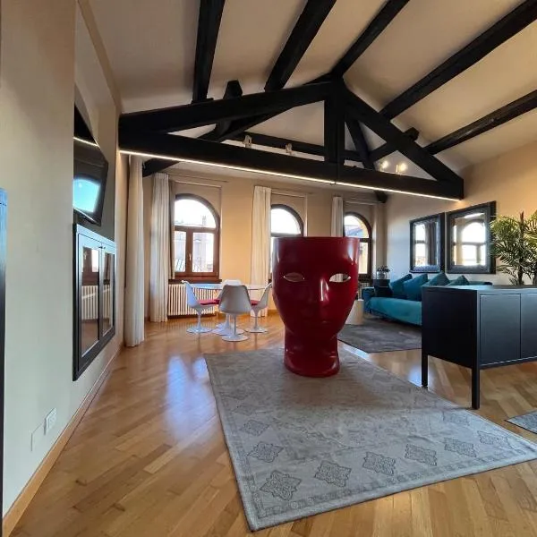 Piazza Erbe Lodge、ヴェローナのホテル
