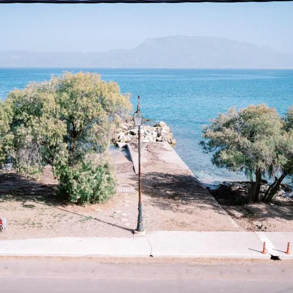 La Playa Suites 2, hotel in Periyiálion