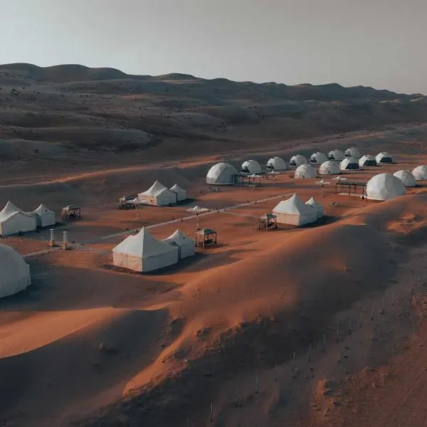 Luxury Desert Camp, hotel i Al Wāşil