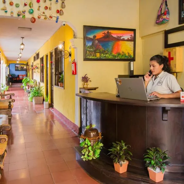 Posada Doña Luisa, hotel in San Miguel Dueñas