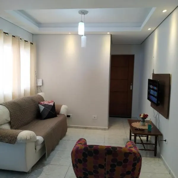 Casa Inteira - 2 Quartos com Ar - Pariquera-Açu - Vila Sossego com Garagem, hotel u gradu Pariqueraçu