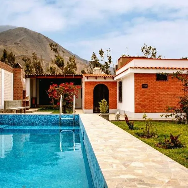 Amplia Casa de Campo con Piscina en Cieneguilla, khách sạn ở Cieneguilla