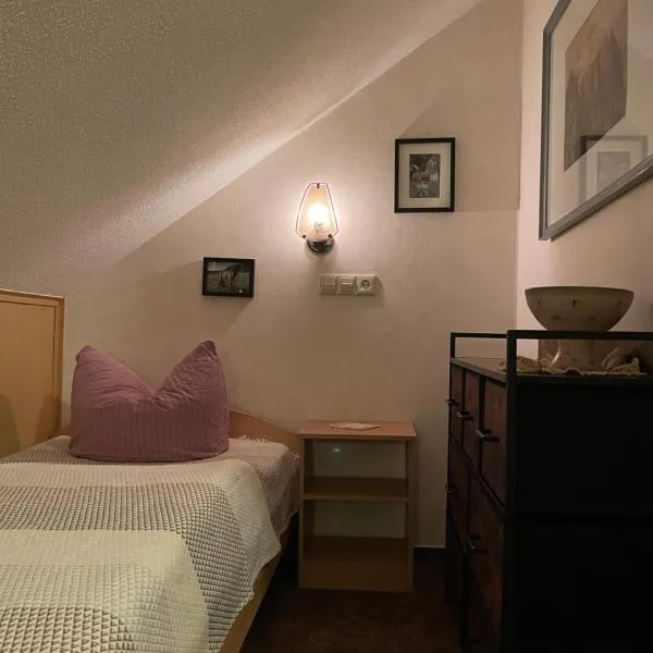 Pension Grasse Hofladen Cafe GenießerImbiss Kehrigk, hotel v destinaci Kehrigk