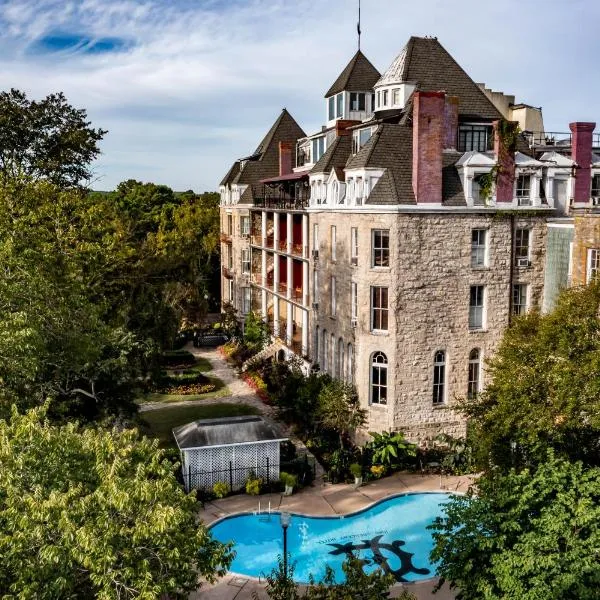 1886 Crescent Hotel and Spa, Hotel in Eureka Springs