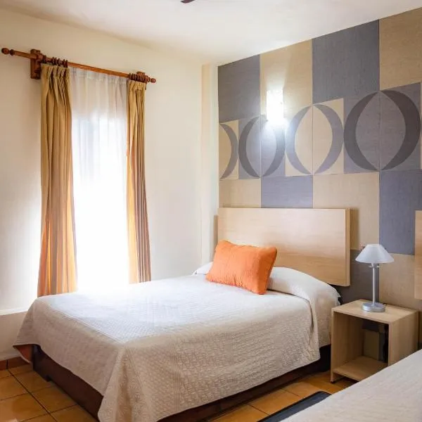 Hotel Estefania: Tarímbaro'da bir otel