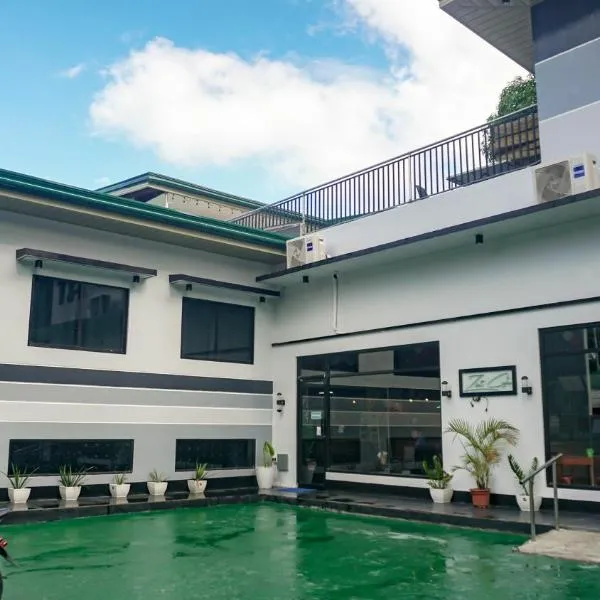 Ziet Hotel, hotel v Mambajau