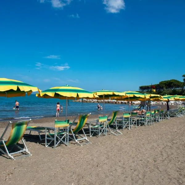 Camping Village Bocca di Cecina, hotel in Marina di Cecina