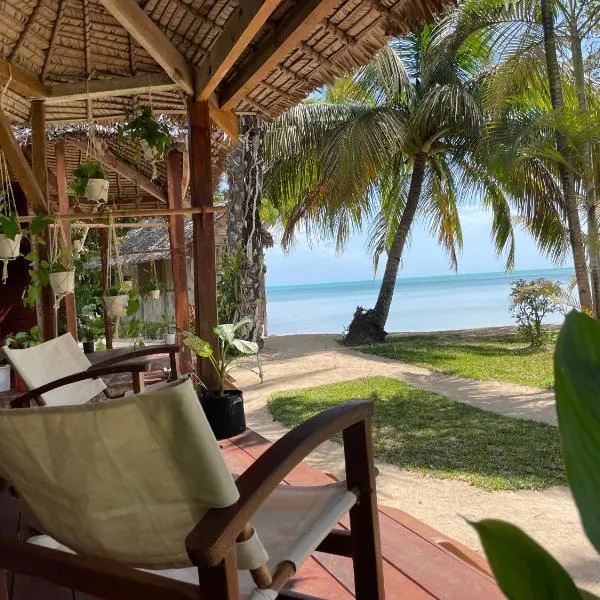 Aurora Lodge, hotell i Ile aux Nattes