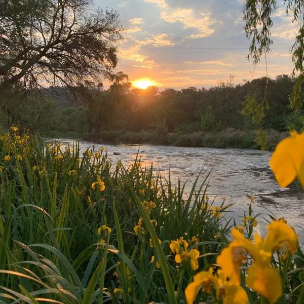 Forestiva Farm - River Cottage, hotel sa Hennops