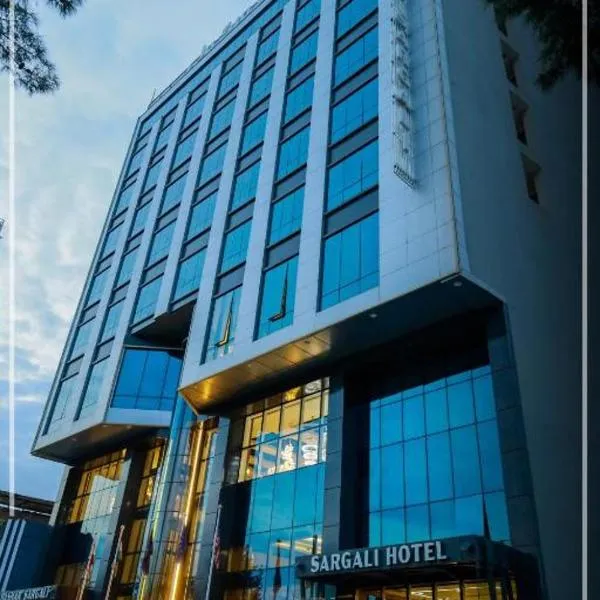 Sargali Duhok Hotel: Duhok şehrinde bir otel