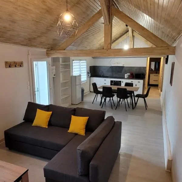 la maison de l'abeille de Percey, hotel di Percey-le-Pautel