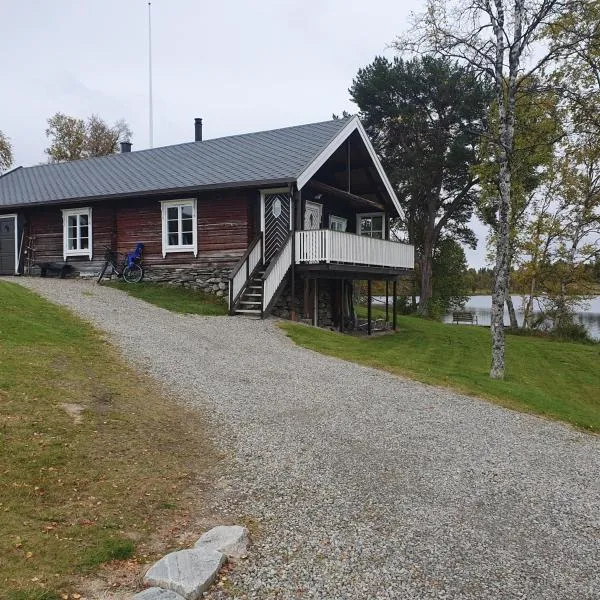 Brekkveien 81-meget sentral hytte,15 min å gå til Røros sentrum, hotel v destinaci Røros