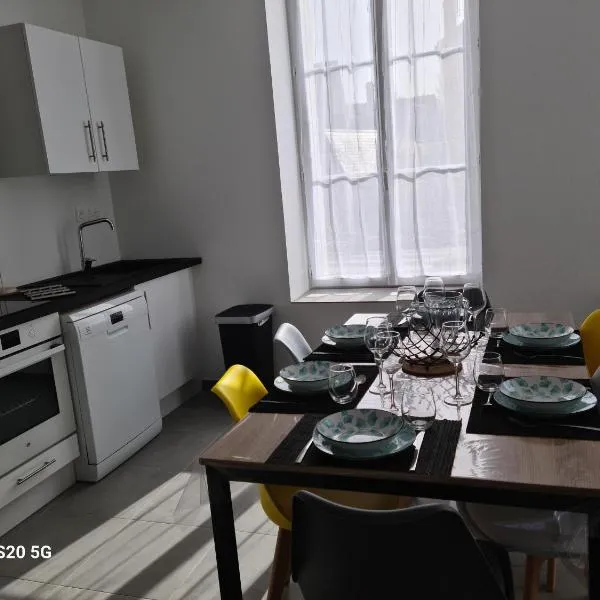 Serrimmo - appartement Adeline, hotel v destinaci Bléneau