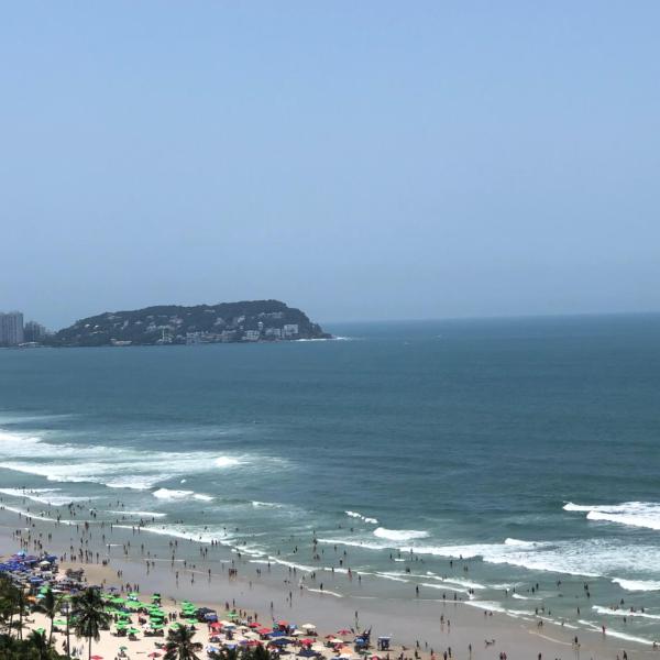PÉ NA AREIA - SOL E MAR ENSEADA
