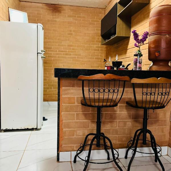 Flat com 2 quartos 2 banh AR e uma vista espetacular na área central de GV com cozinha completa-Bom p grupos ou familias ou empresas - Foto 4