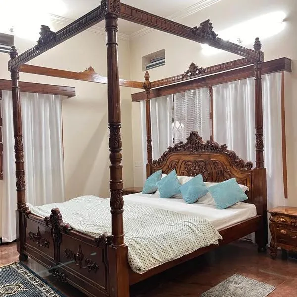 Amayaa Courtyard Homestay, hotel in Hassan
