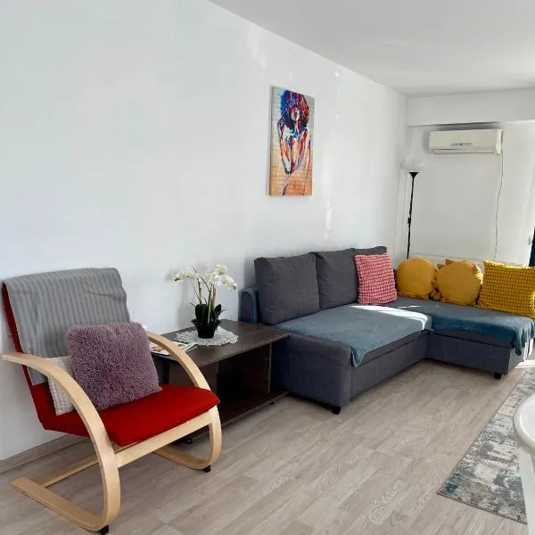 Fly Airport Residences & Therme-SELF CHECK-IN, hotel in Otopeni