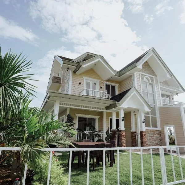 Cozy Crib Saratoga in Tagaytay Midlands with Breakfast, hotel v destinaci Tagaytay