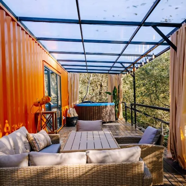 Gipsy Village Park Hotel, hotel en Asuretʼi