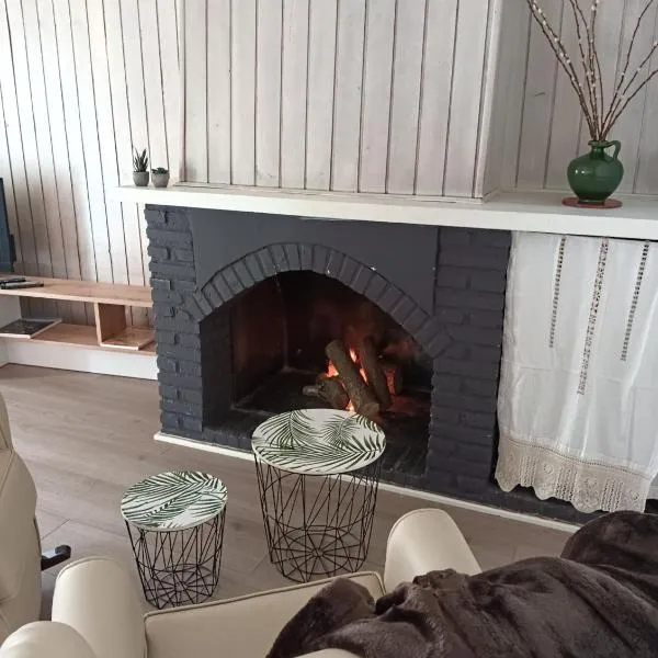 La Casa de la Plaza, hotel v destinácii Güéjar-Sierra