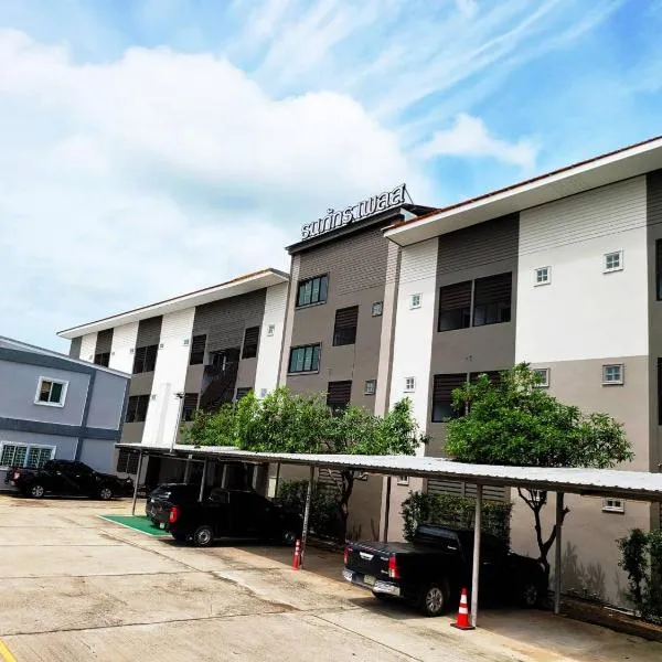 Thanaphat place, hotel a Buriram
