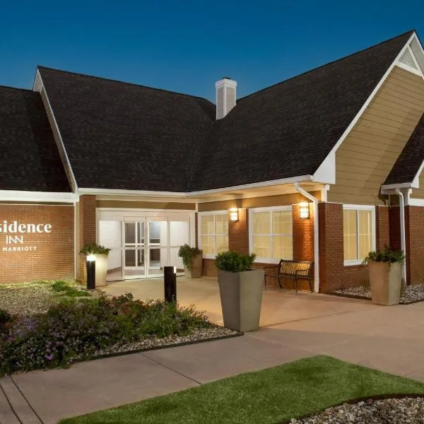 Residence Inn by Marriott Tulsa South, hotel em Tulsa