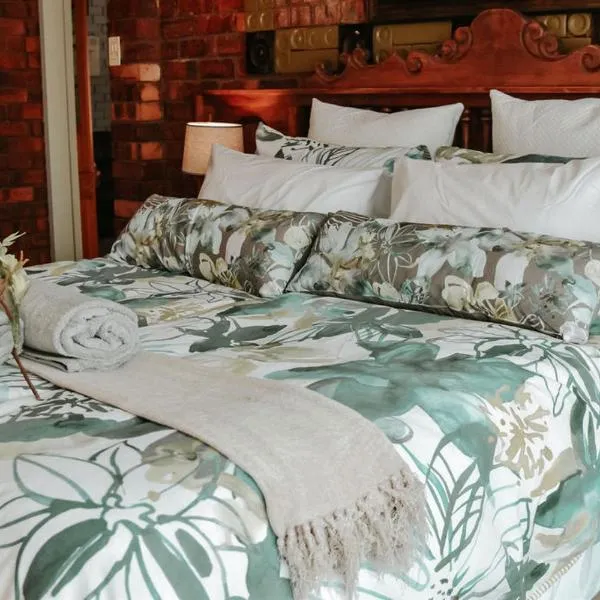 MFT GUEST HOUSE, hotel in Boksburg