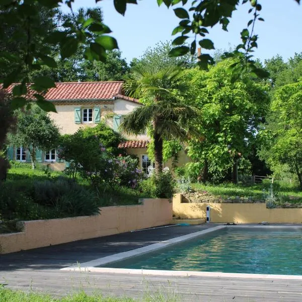 Domaine de Calabel, hotel v destinaci Pouylebon