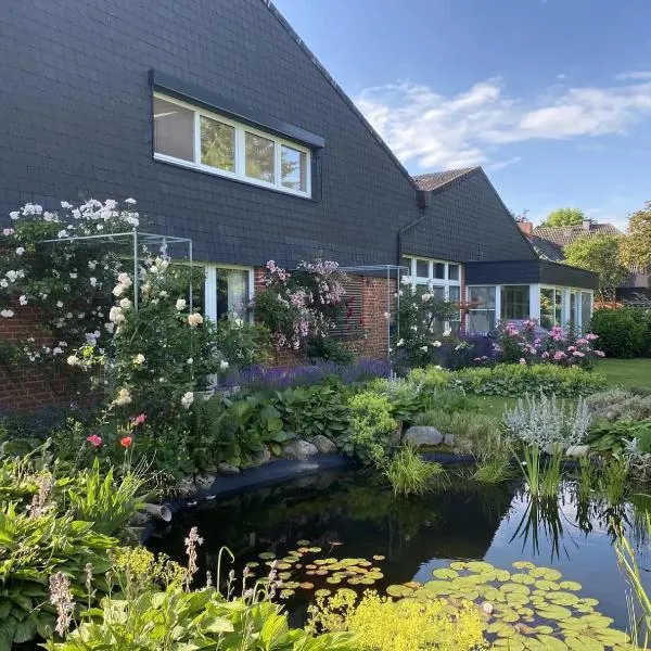 Landhaus Bleckede - App 2 Lüneburg, hotel v destinaci Bleckede