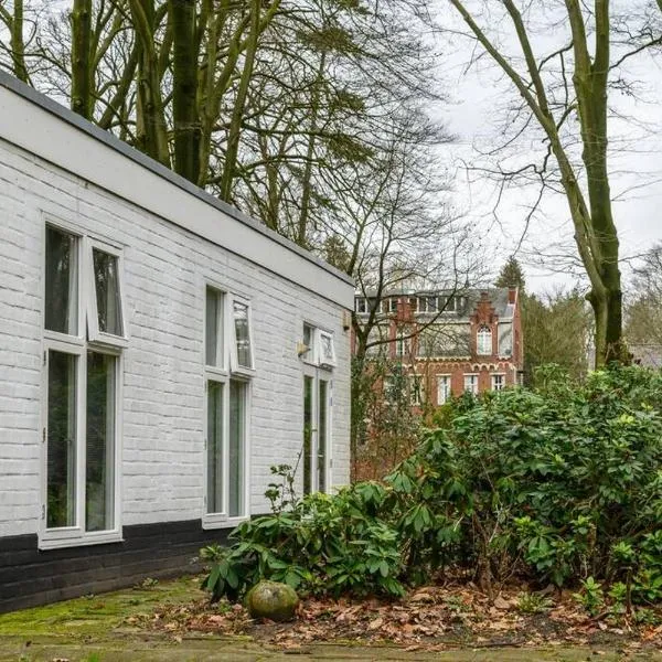 Tiny Hofje, hotel in Putte