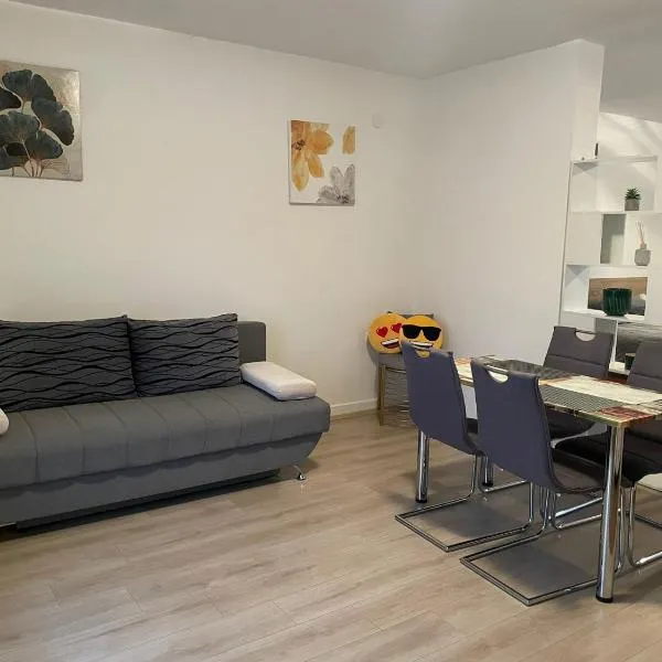 Studio apartman Happiness, хотел в Ždralovi