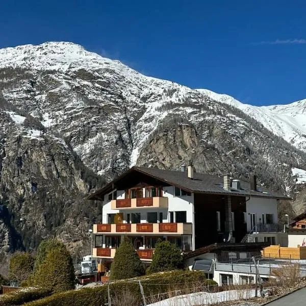 Swiss Paradise, hotel in Sankt Niklaus