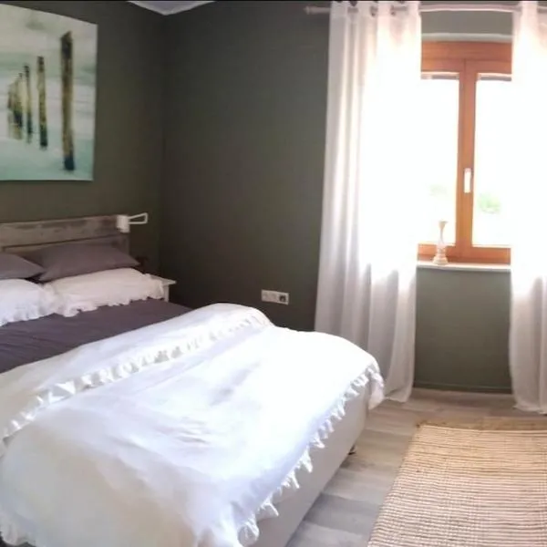 Liebevoll eingerichtete Wohnung, hotel sa Rankweil
