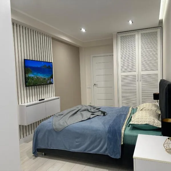 MODERN MINIMALIST APARTMENT Close to Airport and City Center., hotel v destinaci Sociteni