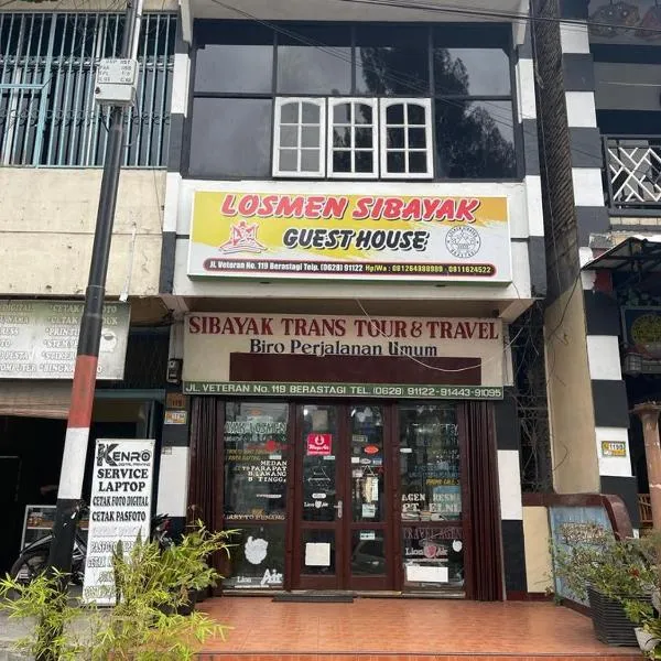 Losmen Sibayak Berastagi, hotel v destinaci Berastagi