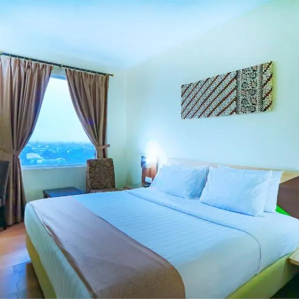 Hotel Dafam Pekalongan, hotelli kohteessa Pekalongan