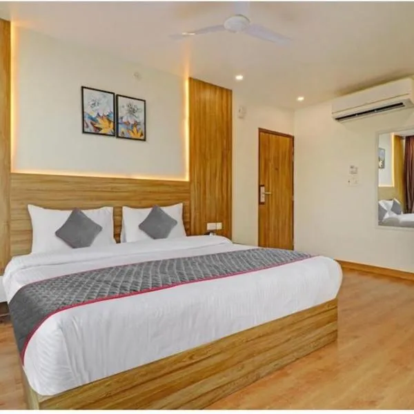 HOTEL SR GRAND, hotel v destinaci Gorakhpur