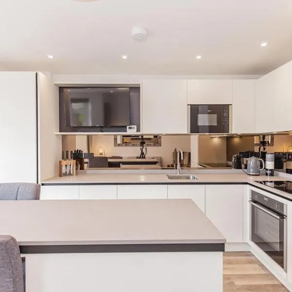 Flat 3, 161 Crescent Road - Luxury Apartment, hotel in Oxford