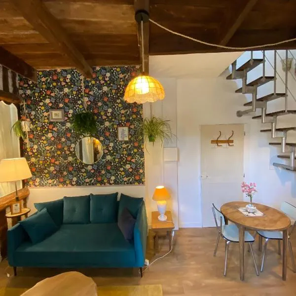Duplex de charme à Lessy – hotel w mieście Lessy