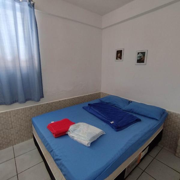 Seu Apto Praia da Costa 2 Sala Quarto Banheiro 1 Cama casal e 2 Camas Solteiro Econômico Local Excelente Ar Cond Frigobar Microondas Tv Todo Seu Centro - Foto 2