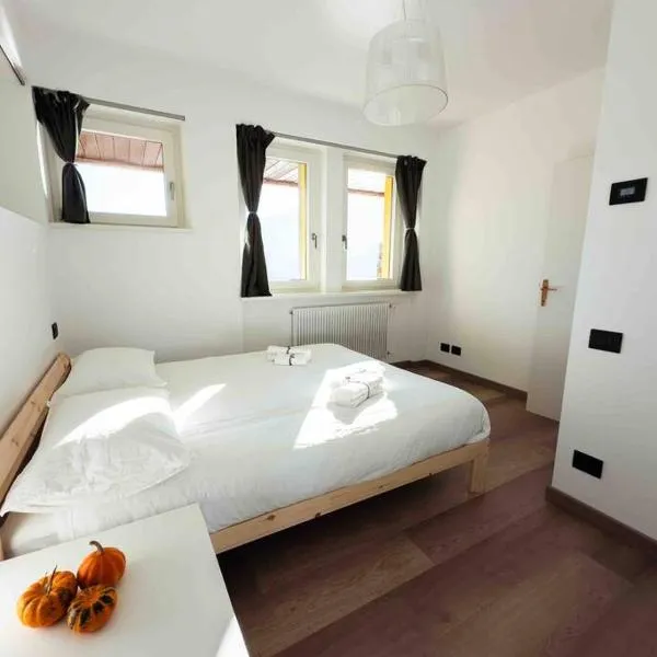 Appartamento Laurel, hotel in Tenna 