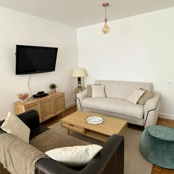 Equipé confort calme Métro 10 mn de Paris, Hotel in Boulogne-Billancourt