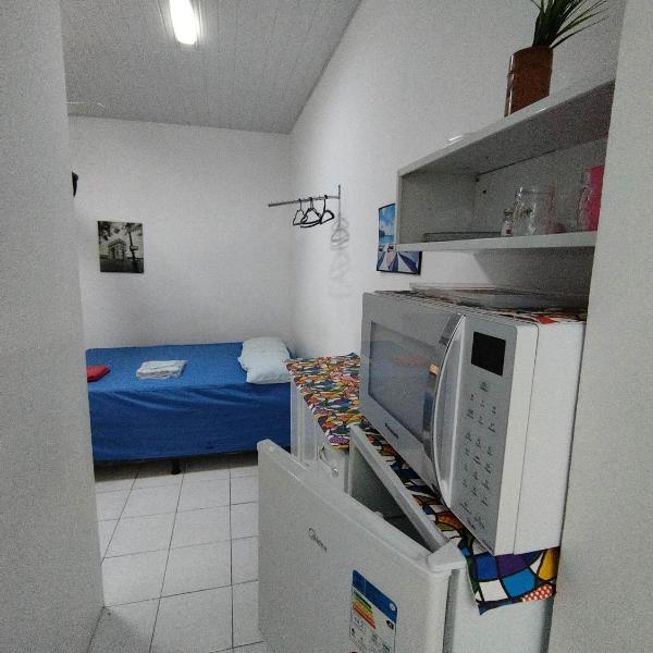 Seu Apto Praia da Costa 6 Cama de Casal e Opcional Pequena Cama Solteiro Simples Barato Local Excelente Ar Cond TV Microondas Todo seu Centro - Foto 4