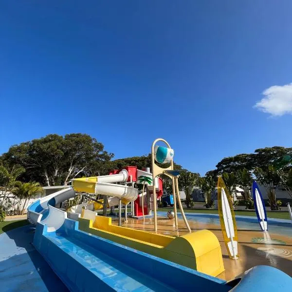 Shelly Beach Holiday Park โรงแรมในดิเอนทรานส์