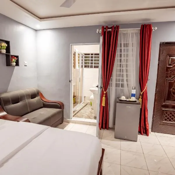 Bella Ella Hotel & Event Center, hotel v destinaci Kasoa