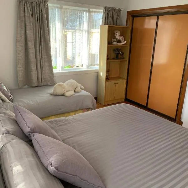 Poppas House, hotel v destinaci Harihari