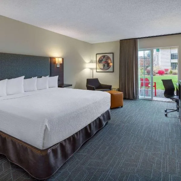 Ramada by Wyndham Spokane Airport, hotel en Spokane