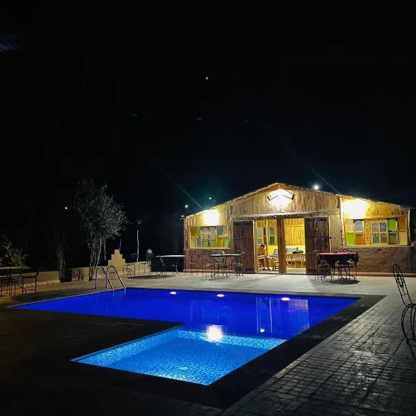 Camping auberge palmeraie d'amezrou, hotel v mestu Zagora