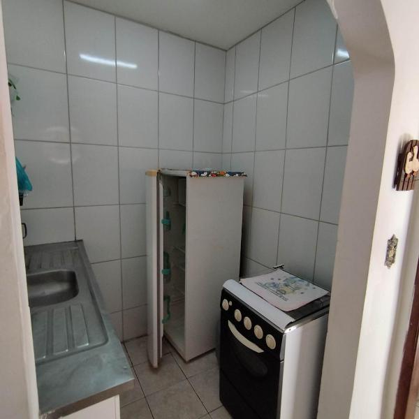 Seu Apto Praia da Costa 11 Simples Econômico 2Q Todo Seu Mobiliado Ar Cond Fogão Geladeira Local Excelente Tipo Casa Centro - Foto 3