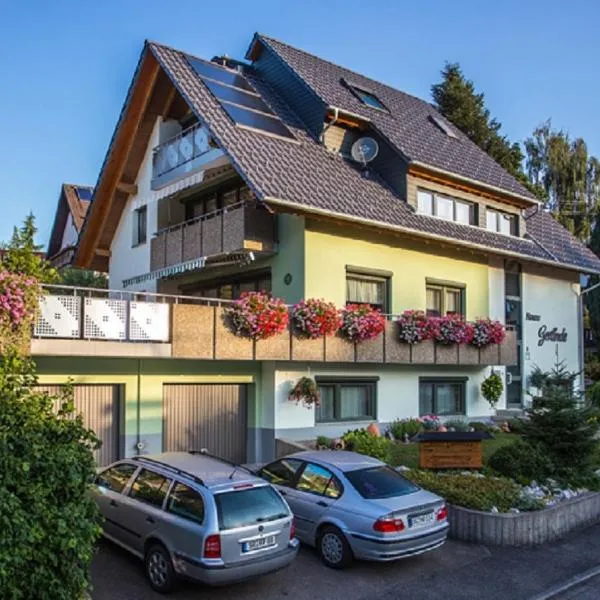 Haus Gerlinde, hotel v destinaci Zell am Harmersbach